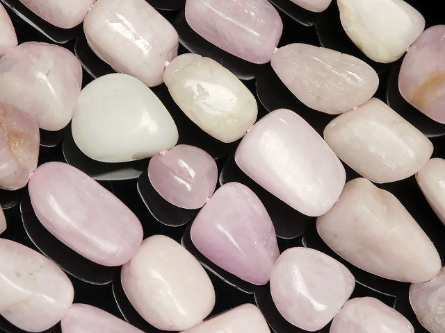 ナイジェリア産 クンツァイト ナゲット 6~17mm【1連販売】 / 9-121 KZ6NG拍卖