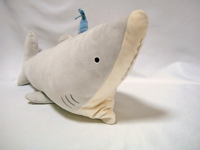 ●ルーミーズパーティー サメ ぬいぐるみ●抱きまくら クッション 約64㎝●りぶはあと●LIV HEART●拍卖