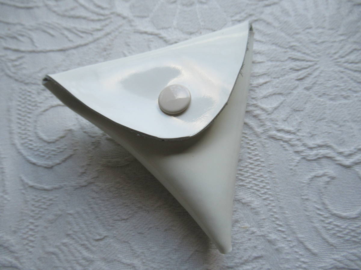 手作り 本革製三角財布 コインケース 小銭入れ 白エナメル拍卖