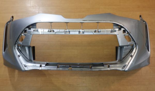 ATM3Xc18★ACR50W★ACR55W★AHR20W★エスティマ★後期★★純正フロントバンパー★★52119-28K30★シルバー★拍卖