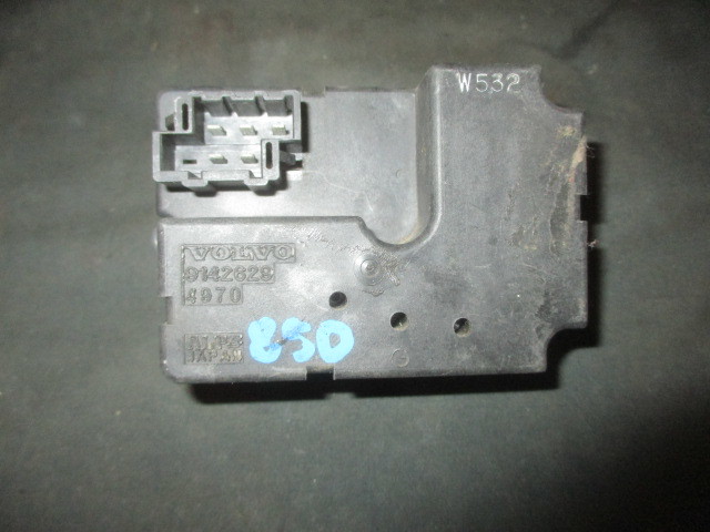 ■ボルボ 850 エアコンフラップモーター 中古 9142629 部品取あり アクチュエーター ヒーターベント モーター エバポレーター■拍卖