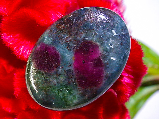 ★ルビーインカイヤナイト混合石★31.7ct/28.0mm★天然石裸石ルースカボション★鉱物コレクション kamesan拍卖