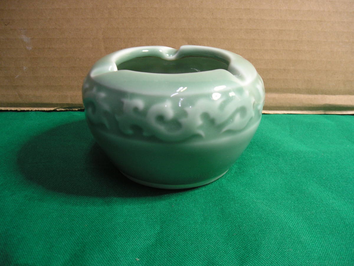 灰皿 ◆ 鍋島 青山 ◆ 幅11 縦6.2 【保管 102】拍卖