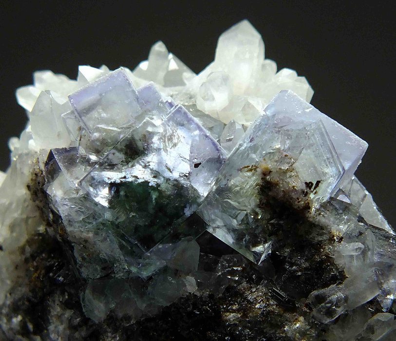 ☆☆ フローライト 蛍石 (蛍光)オコルス <ナミビア> NB334 ☆☆拍卖