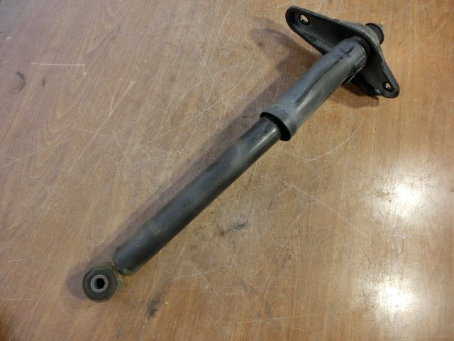 アクティ 右 アブソーバー 平成19年 GBD-HA7 リア ショック 4WD トラック 21.3万km 即決あり アクテイ ii拍卖