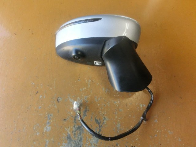 中期ノート 右 ドアミラー K23 平成26年 DBA-E12 配線12本 カメラ付 サイド バック 10.2万㎞ メダリスト 即決あり拍卖