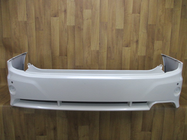 D4/ E52/PE52/PNE52/TE52/TNE52エルグランド ライダーAUTECH純正リアバンパー85022 1A57*/58*拍卖