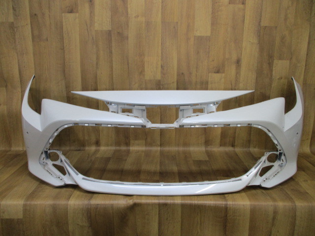 D4/ NRE210H/NRE214H/ZWE211Hカローラ スポーツ純正フロントバンパー52119-12G20拍卖