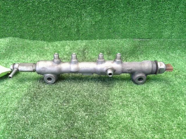 NV350キャラバン LDF-VW2E26 コモンレール(レール単体) K23 17520-5X00A拍卖
