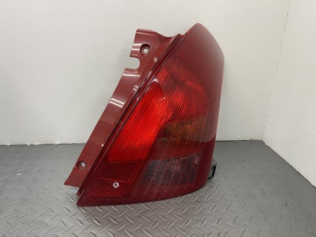 スイフト ZD11S 右 テール ランプ ライト 35650-63J00拍卖