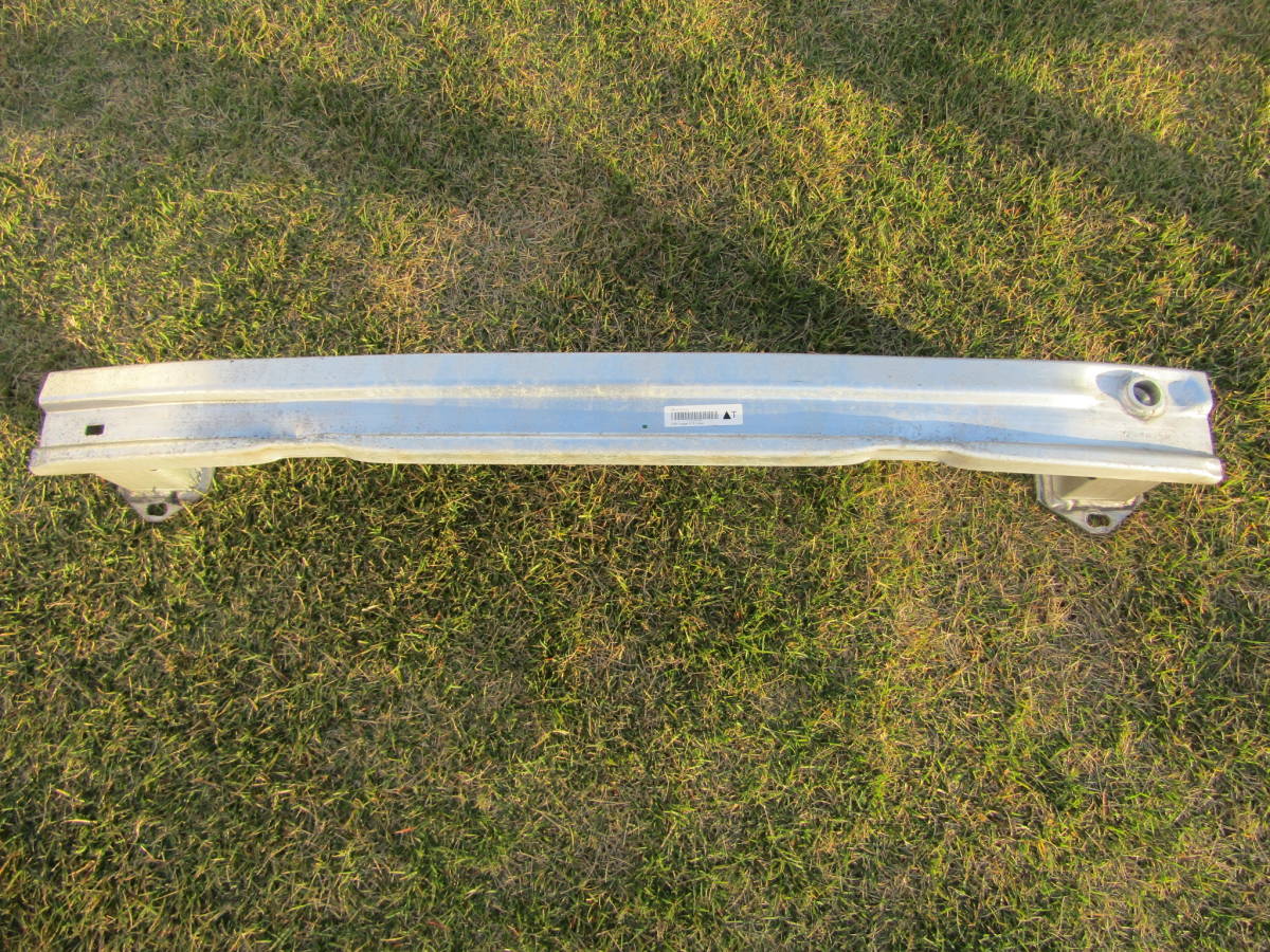 BMW F48 X1 純正 リアバンパー ホースメント リアホースメント ■■ 11111901拍卖