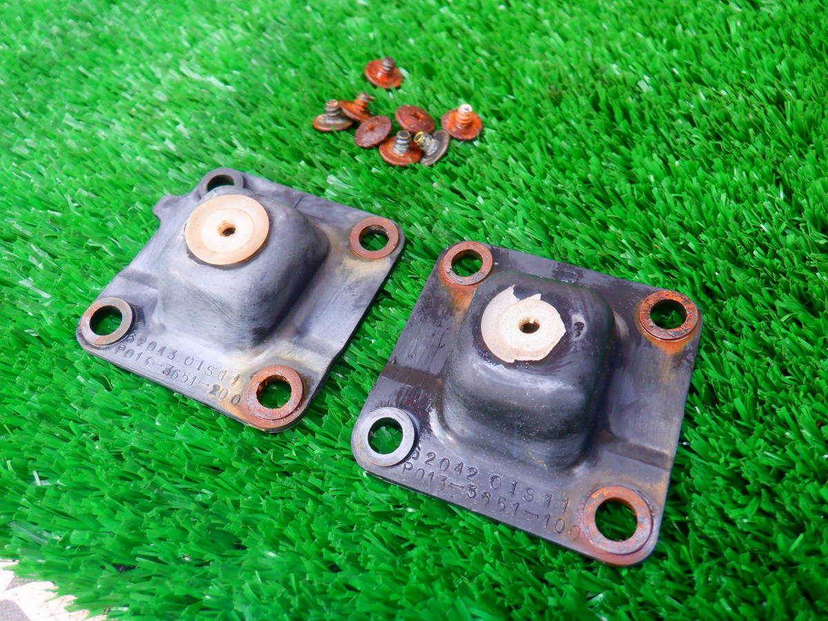 スカイライン R30 DR30 HR30 フロントバンパーサイドブラケット ネジ付  左右  l20 fj20 rd28拍卖