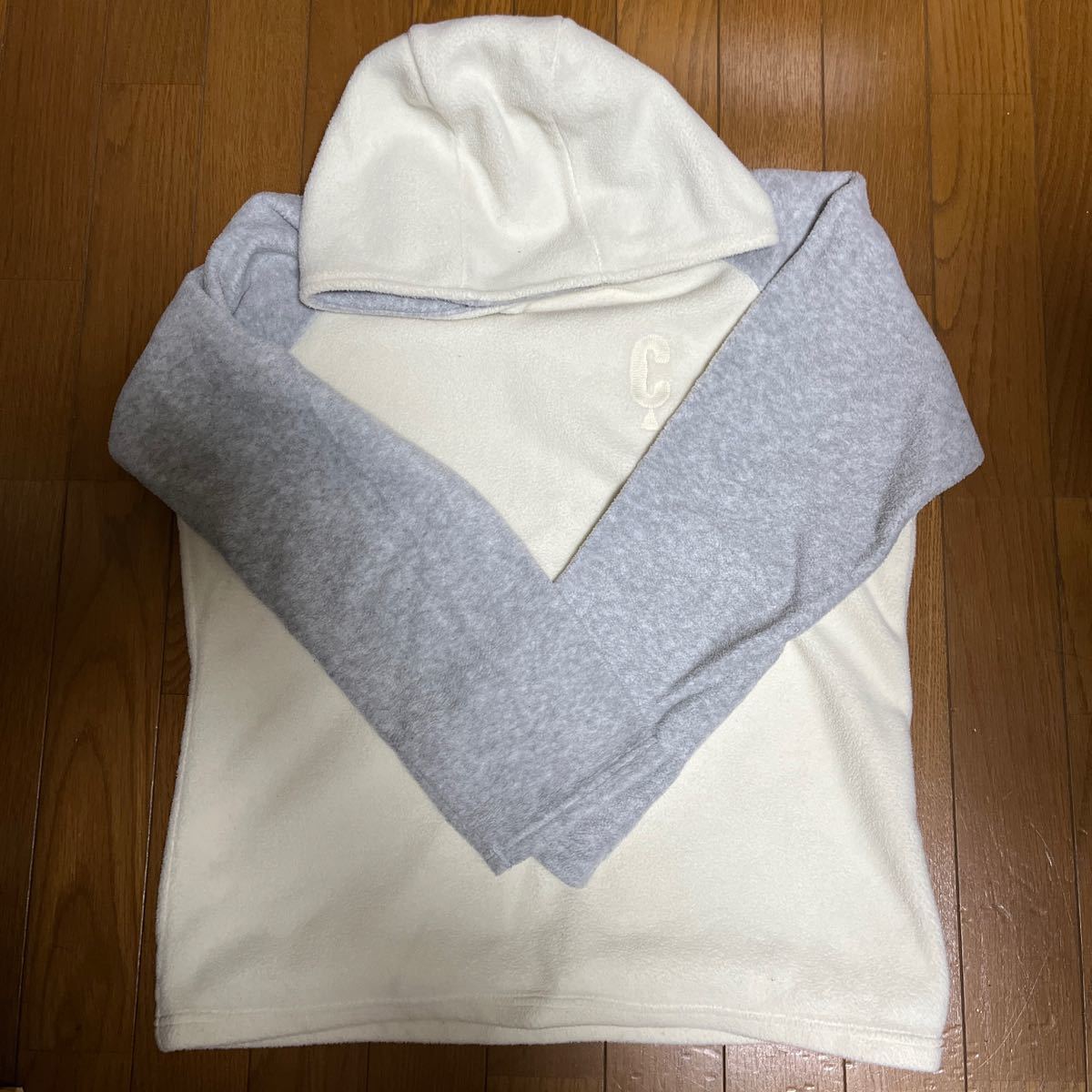 コムサイズム フード付フリース Lサイズ拍卖