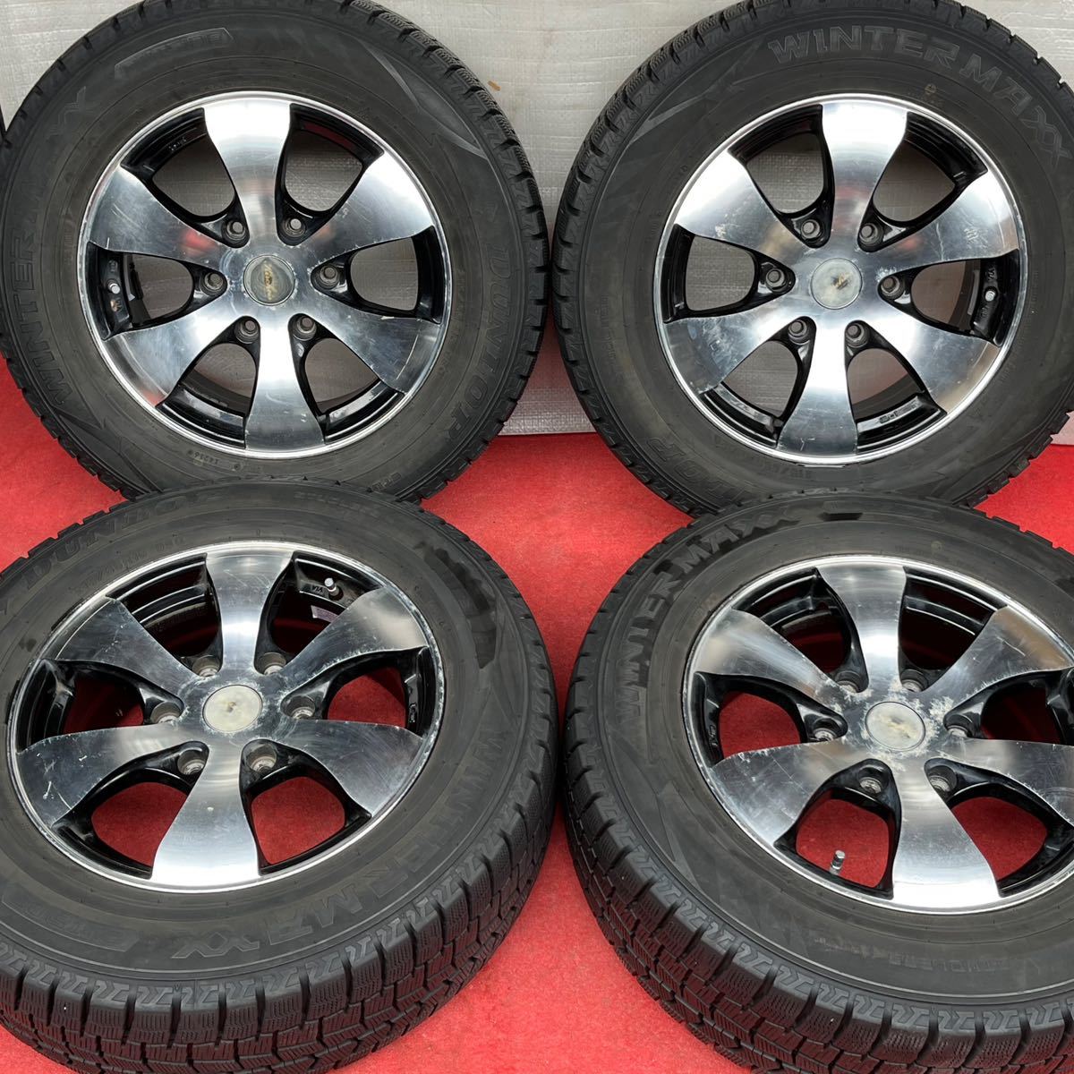 75%溝有。KIRCHEIS キルヒアイス 16インチx6.5 J+38 PCD139.7x6穴社外DUNLOP 215/65R16スタッドレス4本。ハイエース(200系)レジアス エース拍卖
