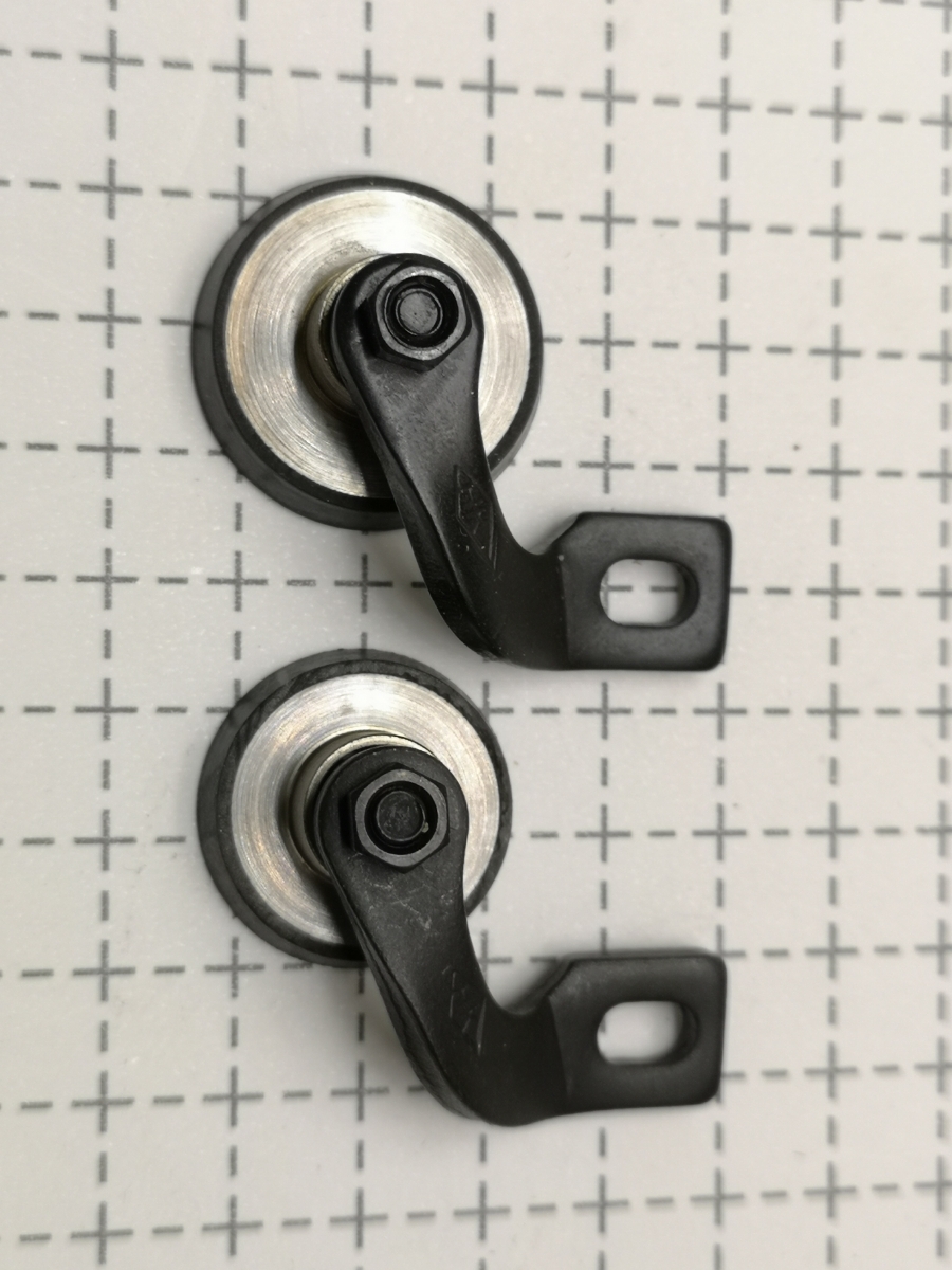 ミシンパーツ ポストミシン ゴムローラー押さえ 拍卖