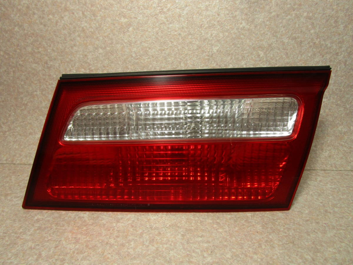 プレサージュ U30 テールランプ 右 内側 KOITO 226-63479 フィニッシャー拍卖