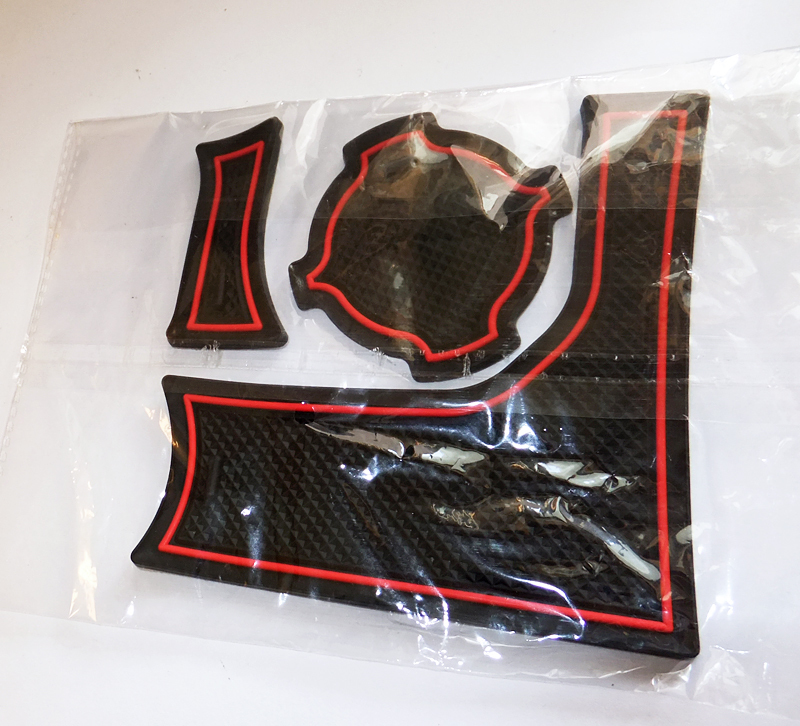 ジムニー JB64 シエラ JB74 ラバー マット 赤 センター コンソール MT ドリンク カップ ホルダー 小物入れ 収納 トレイ 内装 インテリア拍卖