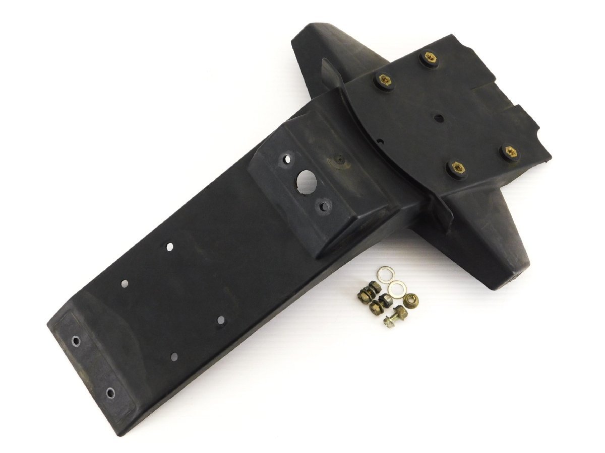 100【評価S】 DUCATI モンスター900 M900 実動 純正 リア インナー フェンダー マッドガード 泥除け 561.1.009.1A拍卖