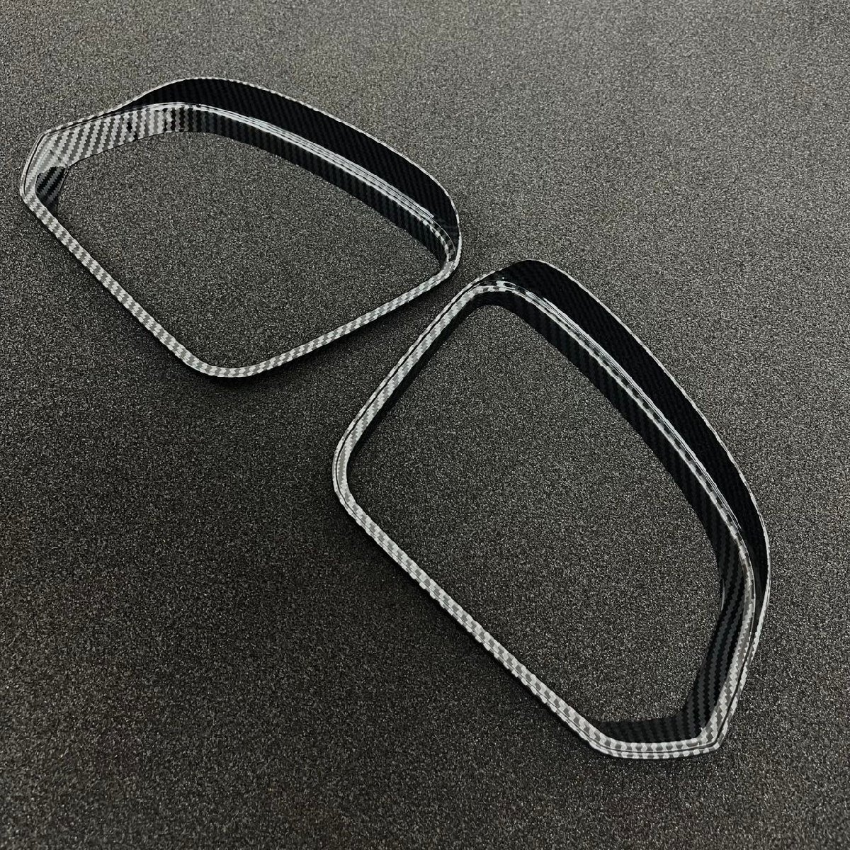 スポーティ全開♪ カーボン ルック ドアミラー バイザー リング ボルボ XC40 B3 B4 プラス プラスプロ アルティメット ダークエディション拍卖