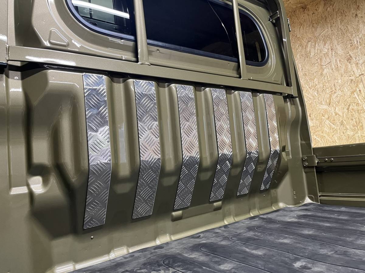 S500P/S510P ハイゼット 標準車用(R3/12/20~) キャビン バックパネル カバー(アルミ縞板)拍卖