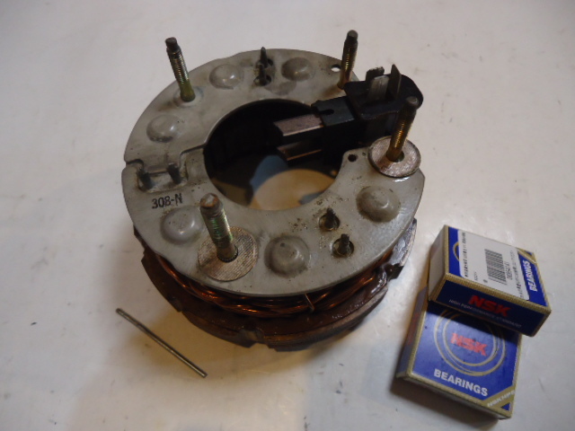 パブリカ UP20 UP26 トヨタスポーツ800 UP15 ミニエース UP100 オルタネーターの部品 中古品 分解有り その2拍卖