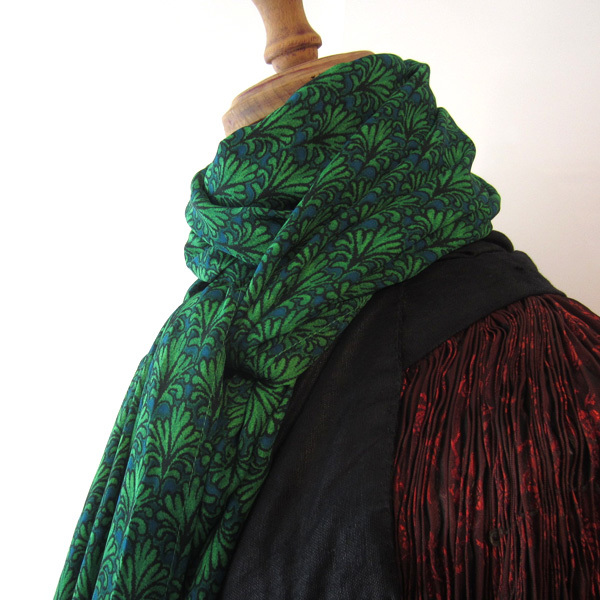 美品 KIRALY ボタニカル柄シルクストール グリーン拍卖