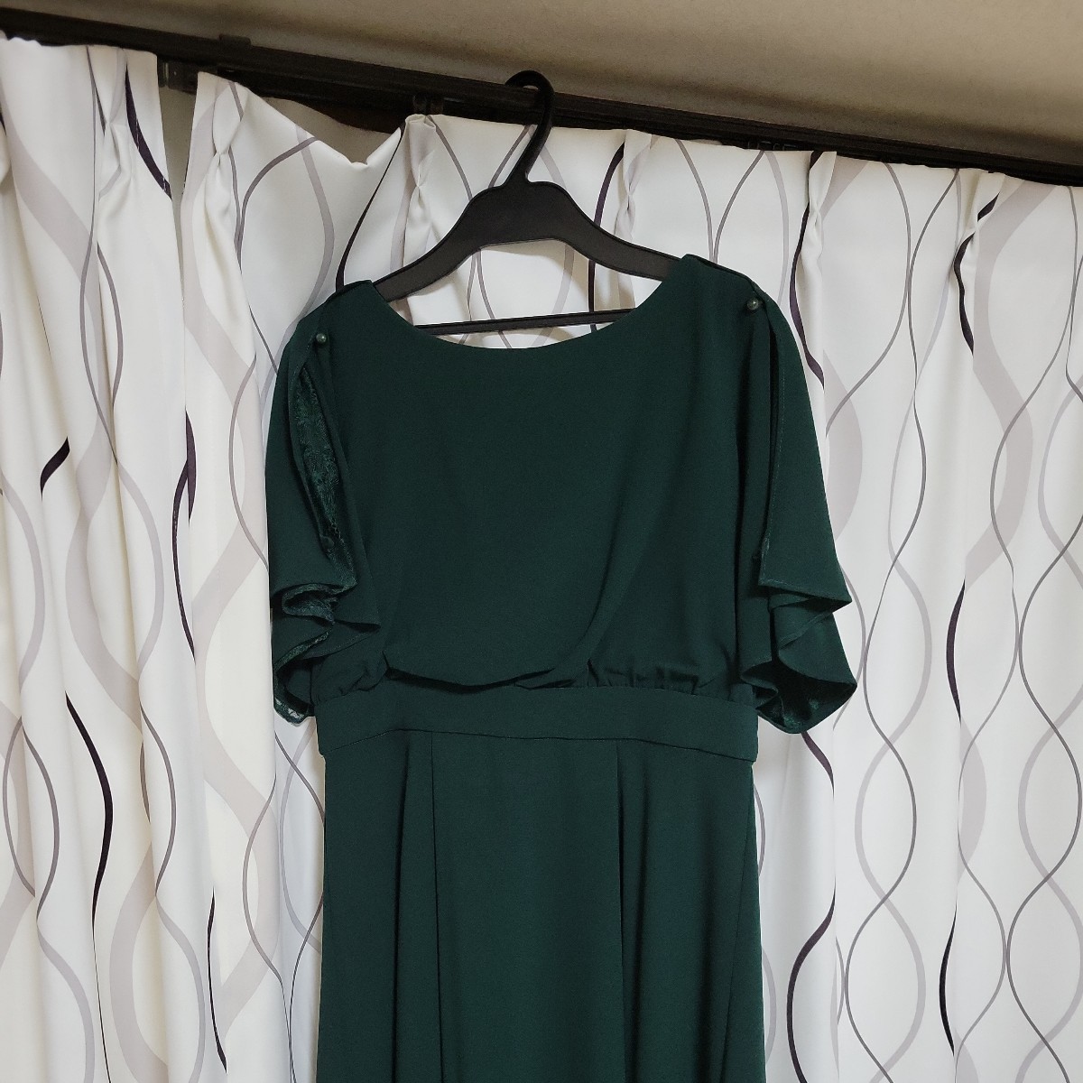 ★値下げしました★1度使用 美品★フォーマルドレス ★パーティードレス★グリーン 緑★Mサイズ★結婚式★ 入学式★拍卖