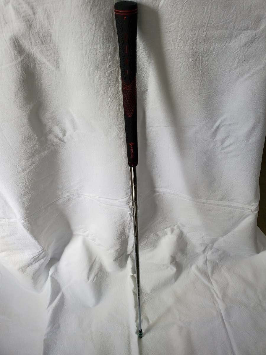 新品ドライバー用 スチールシャフトR Callawayスリーブ新品 グリップ ミッドサイズ新品 打ちやすくシナリを感じられるスチールシャフトです拍卖