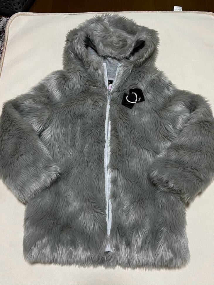 美品!バービー BARBIE ファーコート ジャケット パーカー サイズ1 150CM グレー拍卖