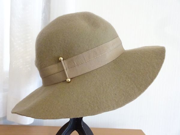 ... NINE WEST ... レディース・婦人用 ベージュ色 スタイルハット サイズ57cm〜59cm キャップ 帽子 ウール拍卖