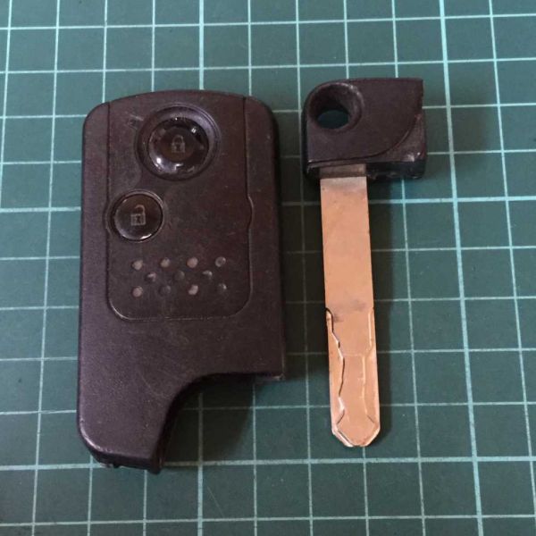 HD13483点灯 ホンダ 純正 72147-SFA-J01 スマートキー 2ボタンキーレス リモコン ライフ ゼスト フィット オデッセイ等拍卖