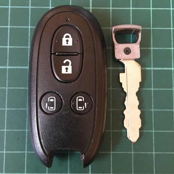 SU11657点灯 スズキ 純正 007YUUL0212スマートキーレス パレット ソリオ ルークス等MK21S MA15S 日産 両側スライド 4ボタン拍卖
