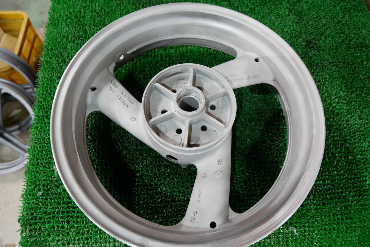 ヤマハ 純正 XJR400R リアホイール塗装ベース ブラスト済み 4HM 予備に 中古 曲がり無し拍卖