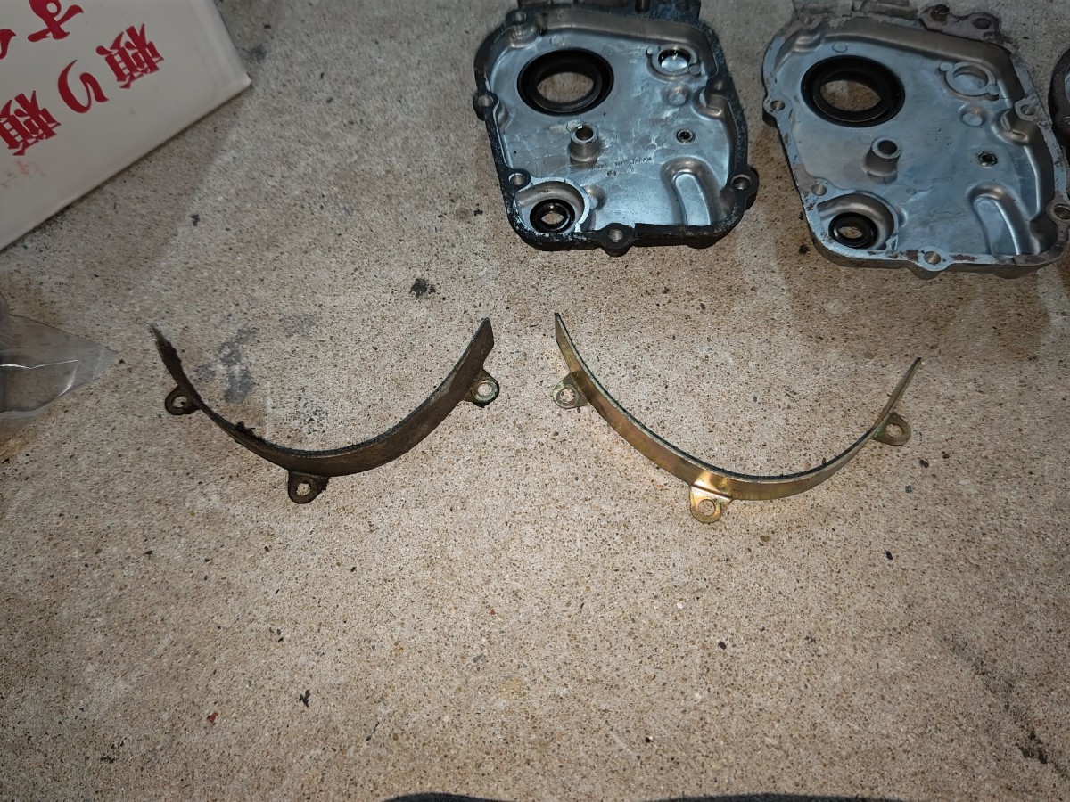 カワサキ ZR400G ゼファーχ カイ 純正 チェーンガイド 2個 エンジン ZR400C ZX400AE 部品 パーツ ストック ベース ZEPHYR ゼファー400拍卖