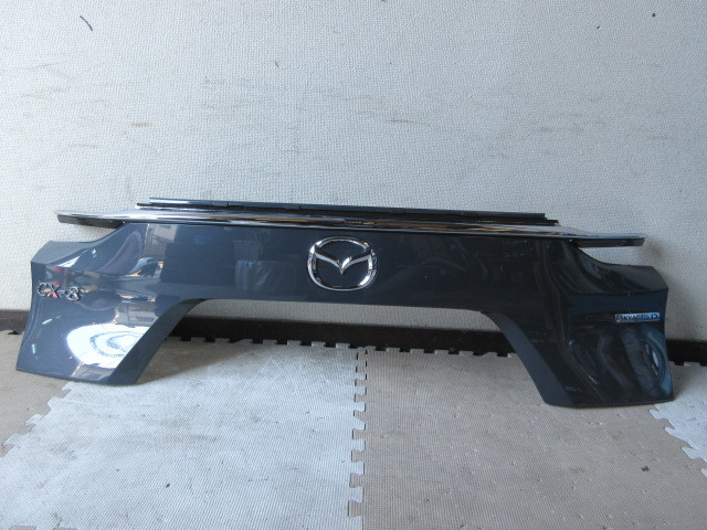 ⑪ CX-8 リアガーニッシュ KG2P KG5P K131-50851拍卖
