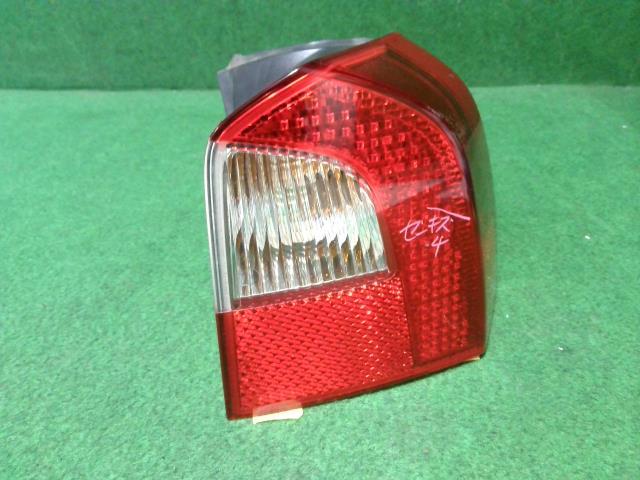 ボルボ 70シリーズ DBA-BB6304TW 右 テール ランプ 452拍卖