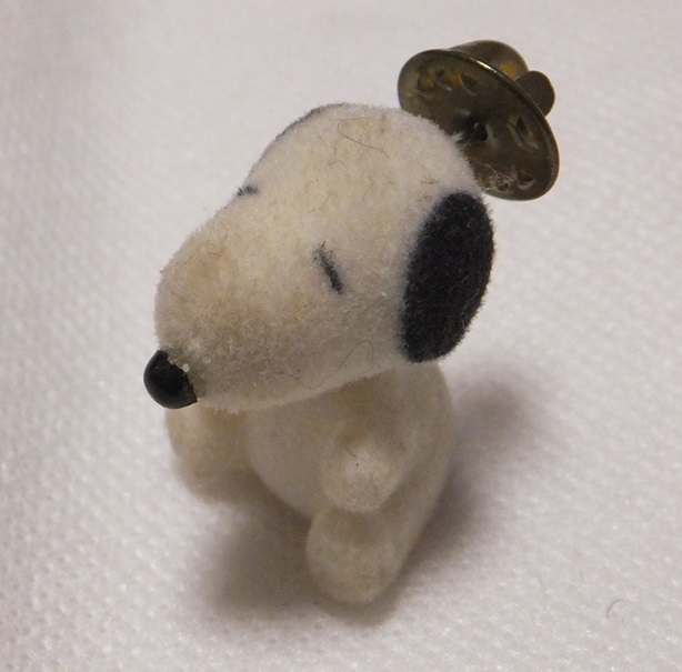 サンリオ スヌーピー ピンバッジ マスコット フィギュア レトロ拍卖