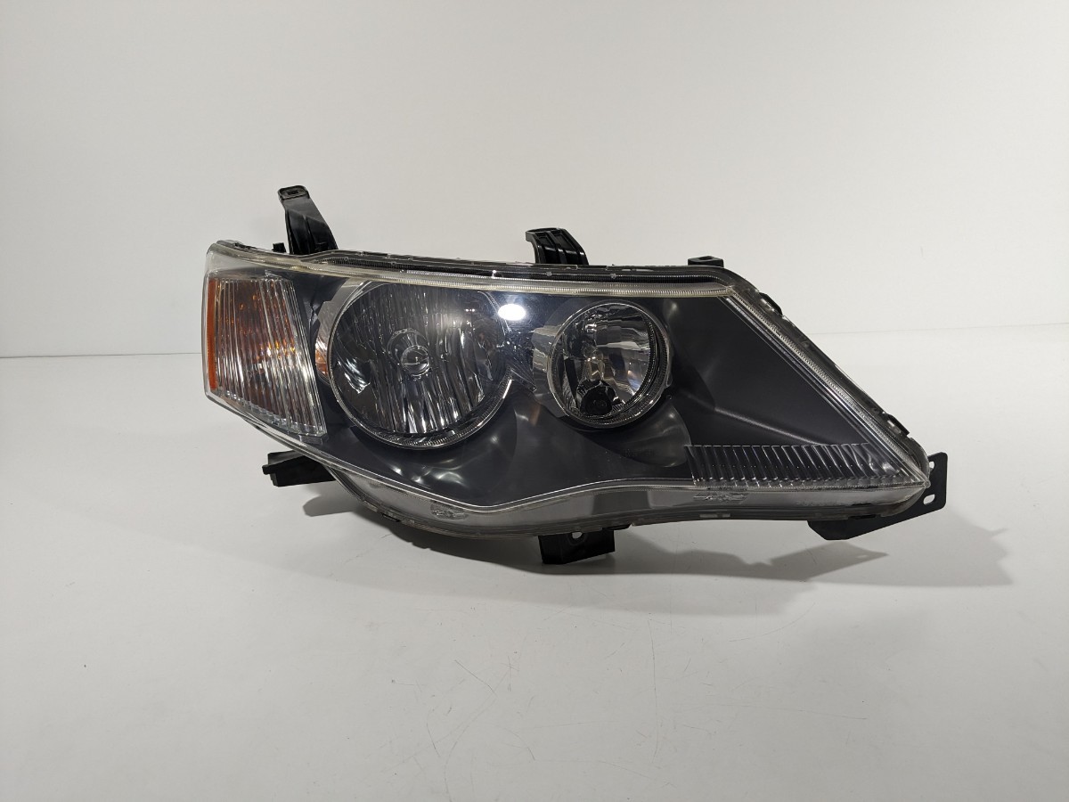 三菱純正 CW5W アウトランダー 前期 HID ヘッドライト 右側 STANLEY P5585 刻印B バラスト付 棚番L-708拍卖