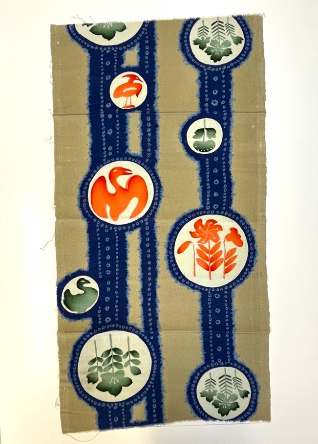 花とら●リサイクル端切れ 丸に花 ちりめん リメイク 素材 細工用 231105-32拍卖