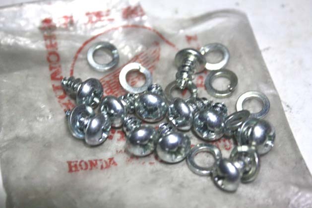 ホンダ新品ネジSet 検CS90CL90スポカブCS50CL50CS65CL65CS125CL125CB125CD125SS50CL250CB250C200C115C100C105C72C92CB72DAXモンキーヤマハ拍卖