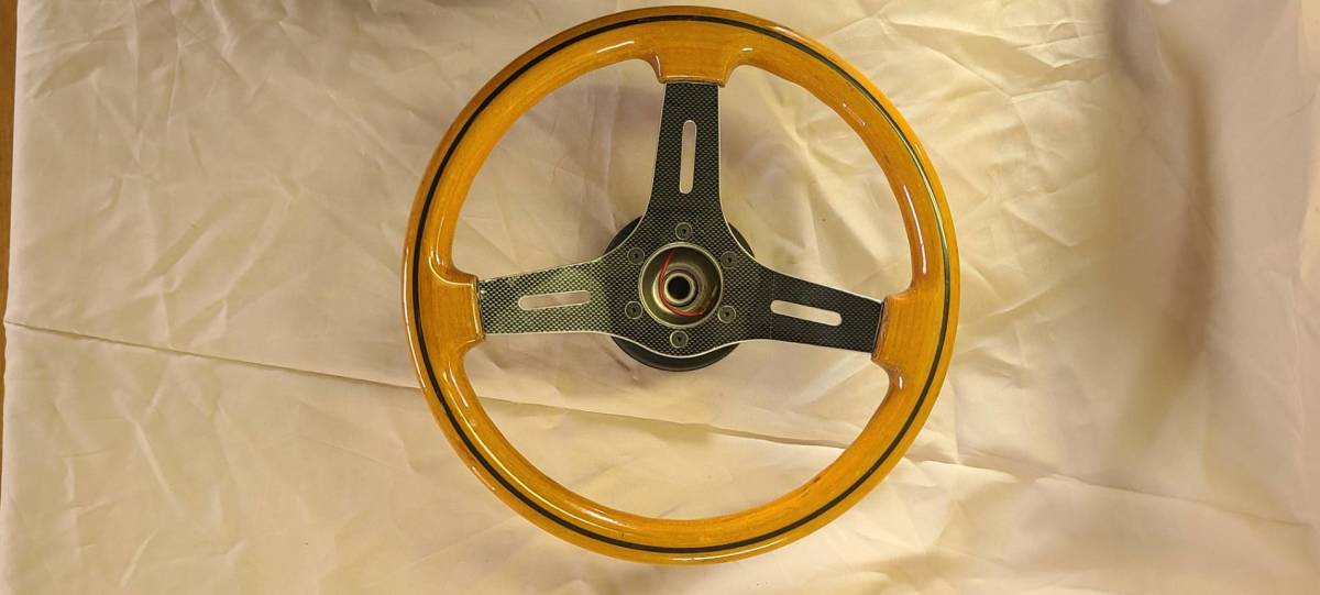 メーカー不明 ウッド製ステアリングハンドル ボス不明サービス 古い商品です 売り切り拍卖