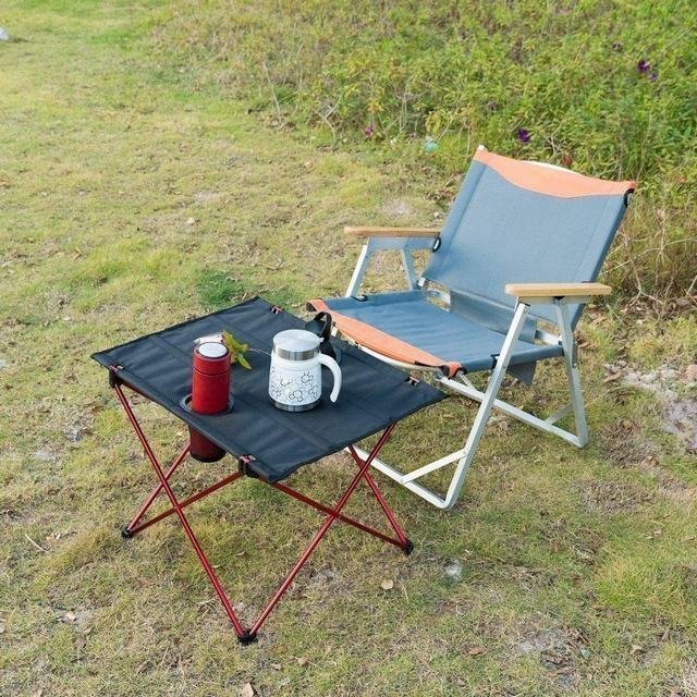 キャンプテーブル アウトドア キャンプ ピクニック ハイキング 釣り 運動会 花火大会 BBQ軽量 テーブル 滑り止め ドリンクホルダー付き拍卖