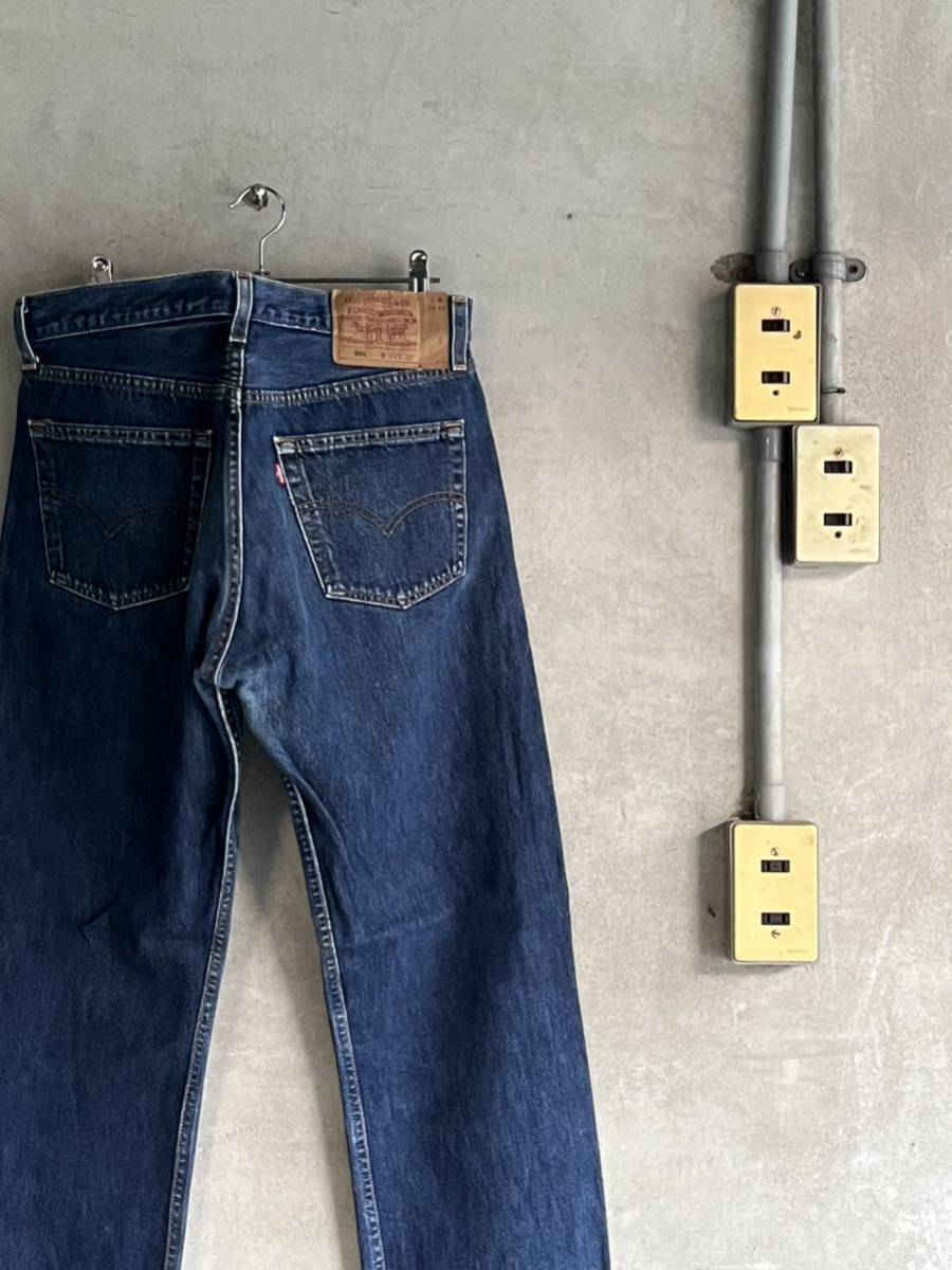 00s 2000年ビンテージ リーバイス 501 levis ストレート 真紺 濃紺 デニム USA 最終 モデル 古着 ボタン 553 W33 オリジナル レングス拍卖