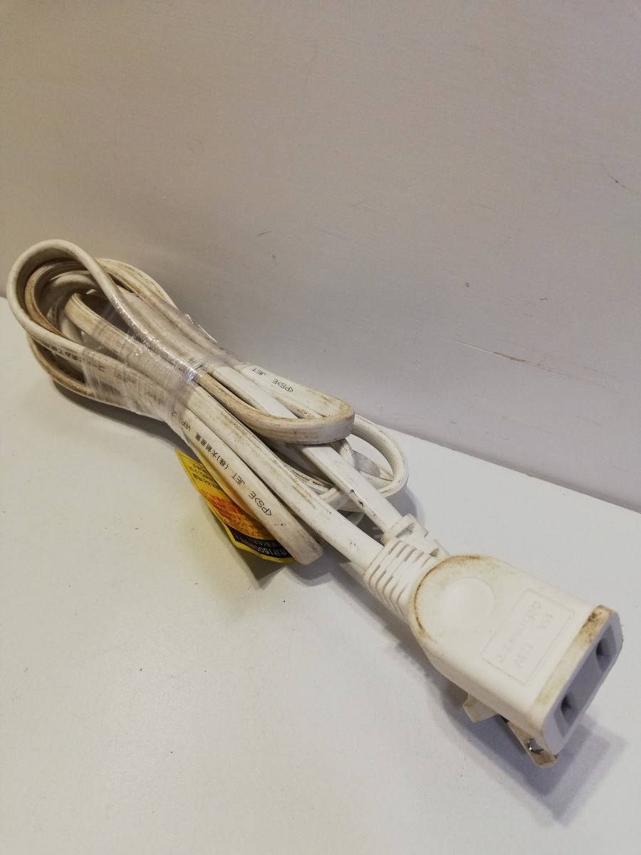 【9】 延長コード 1個口 コンセント 2.5m 現状品 ケーブル拍卖