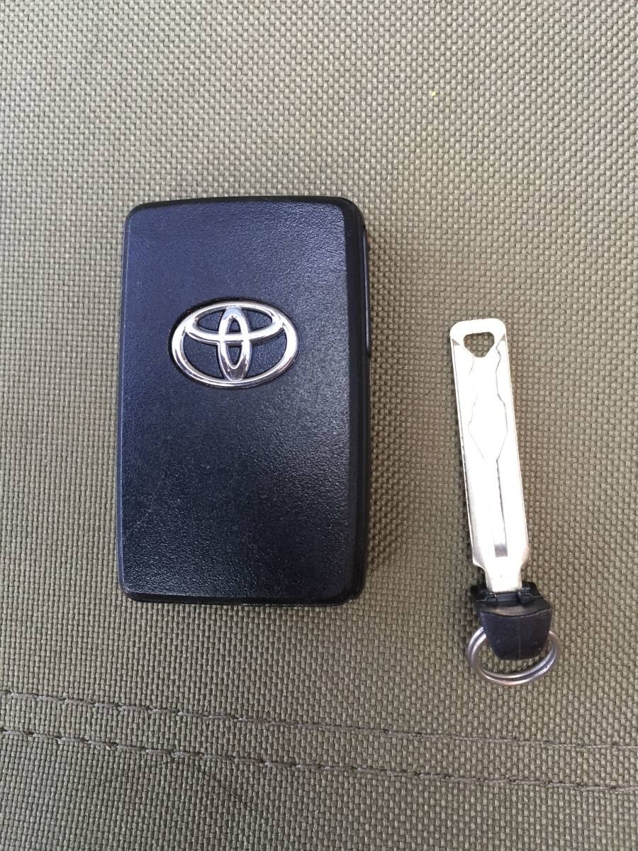 トヨタ 純正 キーレス リモコン 3ボタン 片側スライドドア 点灯無し 定形外・同梱可能 ⑧拍卖