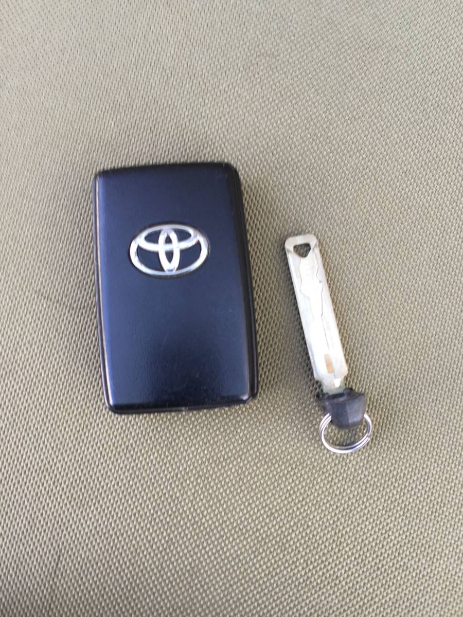 トヨタ 純正 キーレス リモコン 2ボタン 点灯無し 定形外・同梱可能 ①拍卖