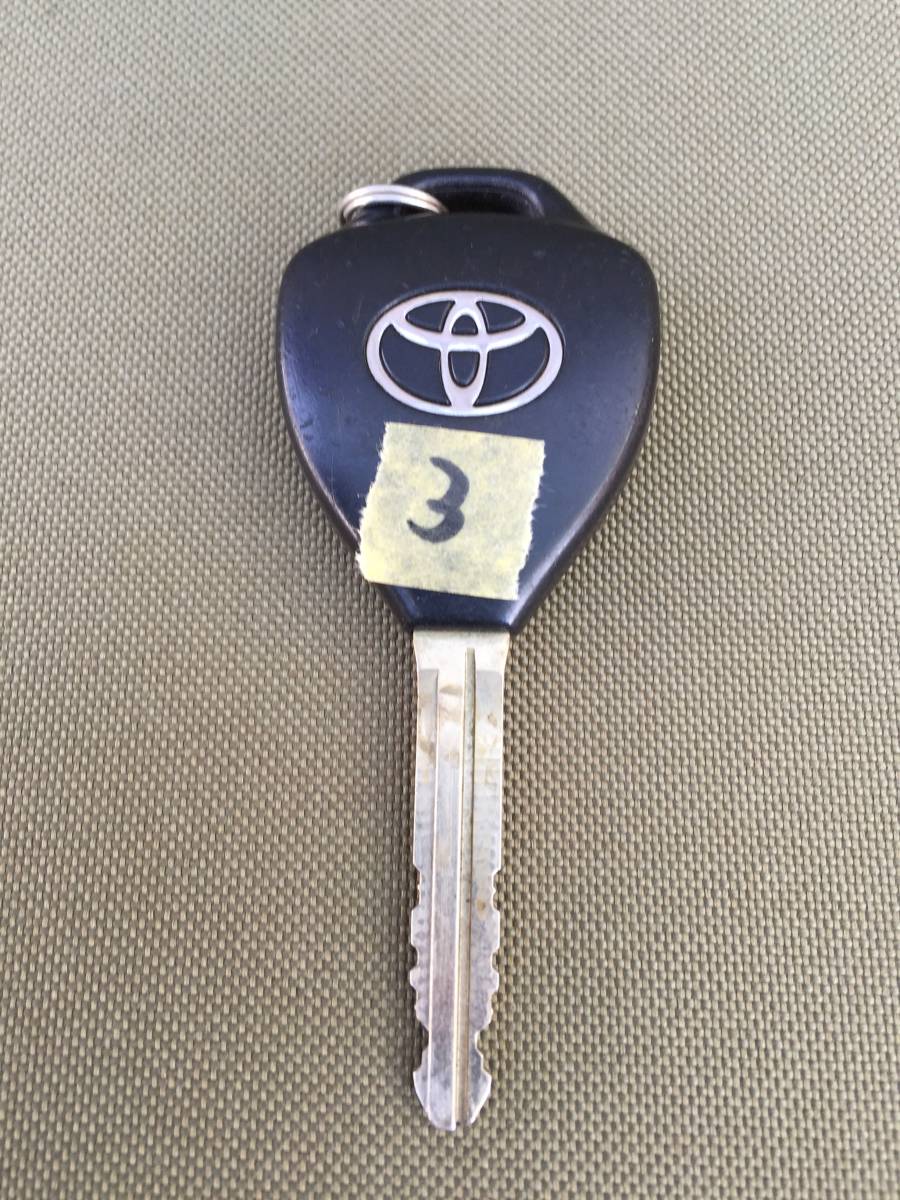 トヨタ 純正 キーレス リモコン 2ボタン 点灯無し 定形外郵便・クリックポスト・同梱可能 ③拍卖
