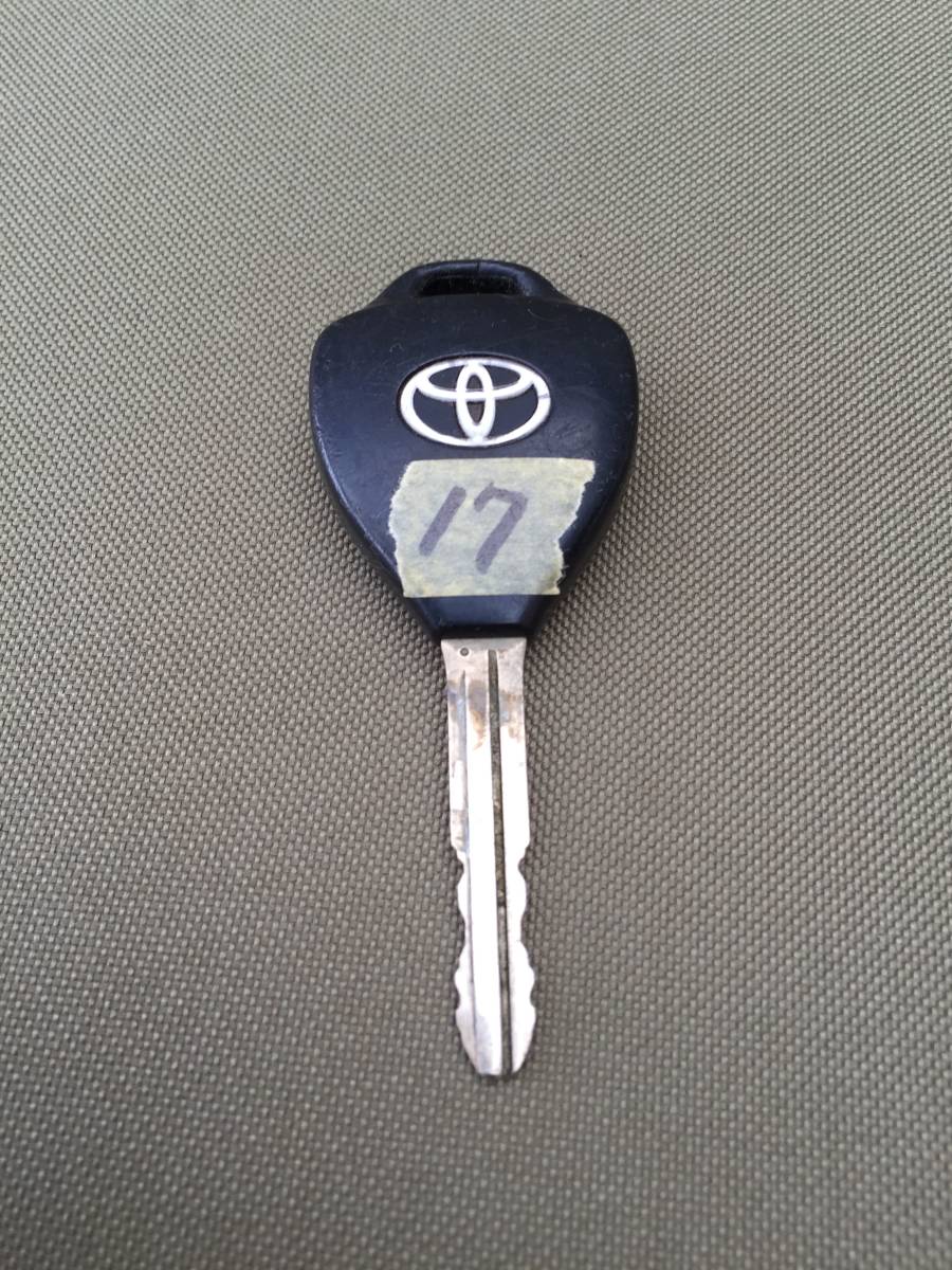 トヨタ 純正 キーレス リモコン 4ボタン 点灯有り 定形外・同梱可能 ⑰拍卖