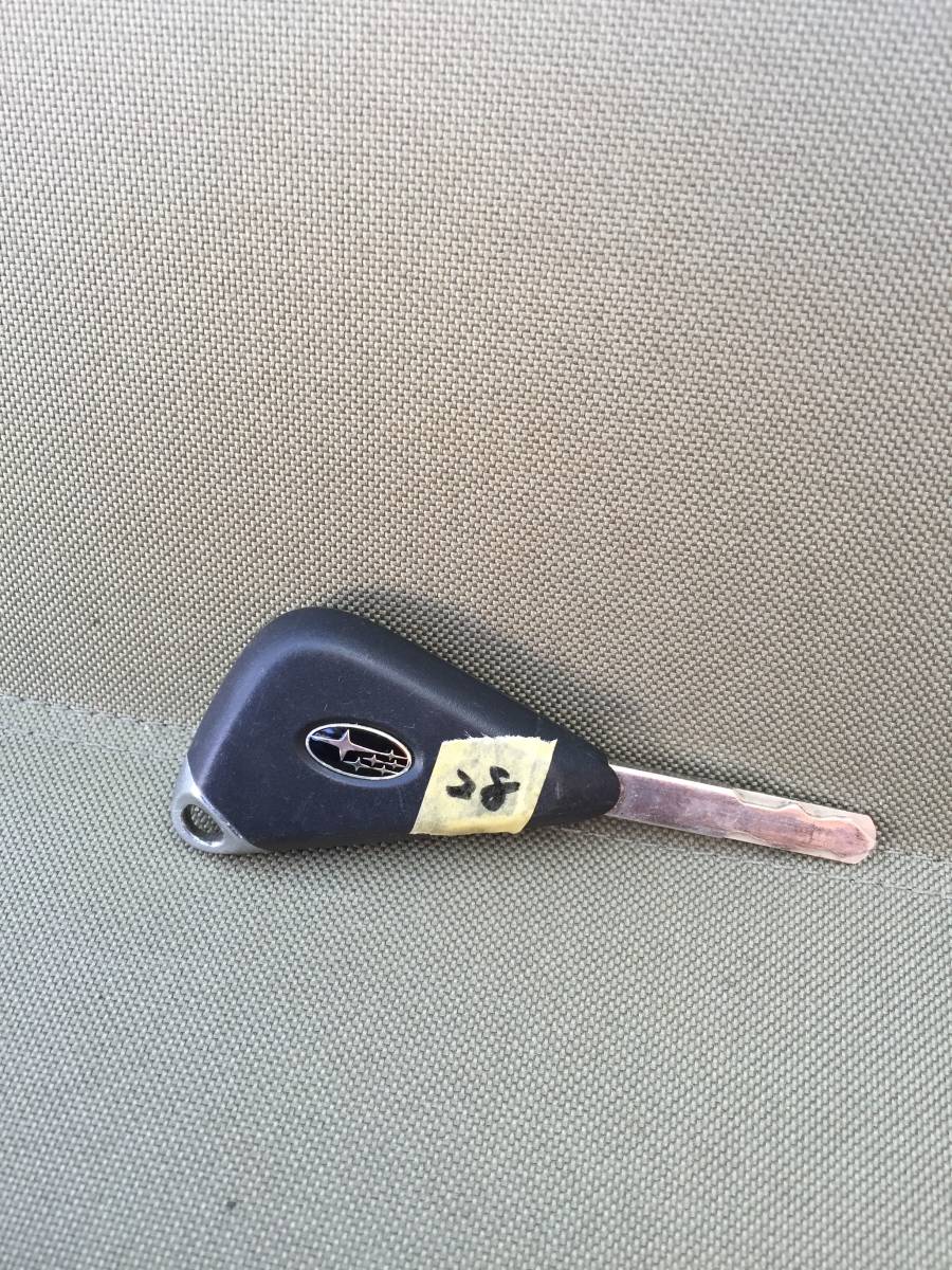 スバル BP5 ツーリングワゴン BP9 アウトバック BL5 レガシィ B4 純正 キーレス リモコン 2ボタン 同梱可能・定形外発送 28拍卖