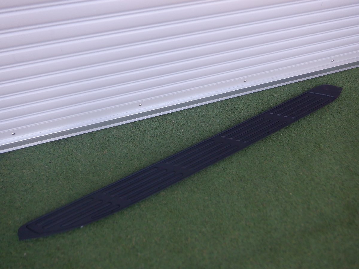 新車外し レクサス純正 VJA310W LX600 LX サイドステップ サイドスカート 上部 プレート 51772-60210 左側 助手席 m-23-11-18拍卖